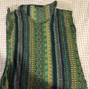 Sleeveless linen blouse